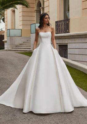 Bridal Breeze Wedding Boutique