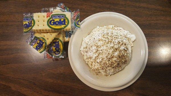 Cottage Cheese w/ crackers