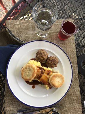 Amazing breakfast served on the front porch!