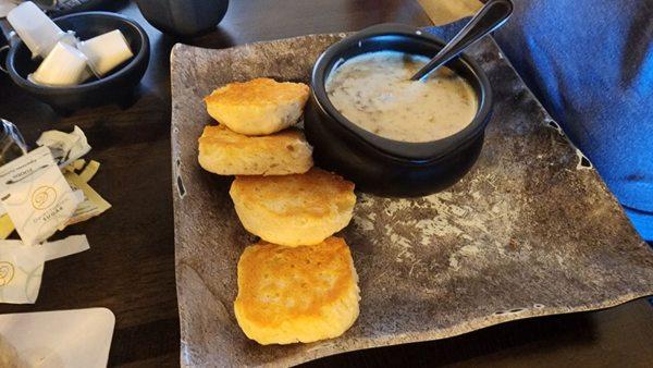 My sister had the biscuits and gravy. The gravy was good. I had to add pepper to taste,  but I like things well spiced.