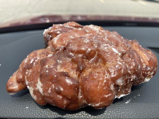 Small apple fritter was awesome!