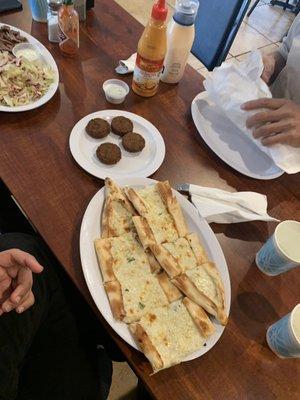 Cheese Lahmacun & Falafel