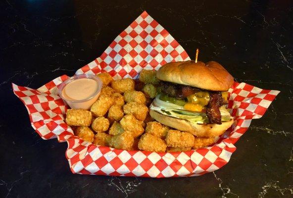 Big and juicy bacon cheeseburger & tots!