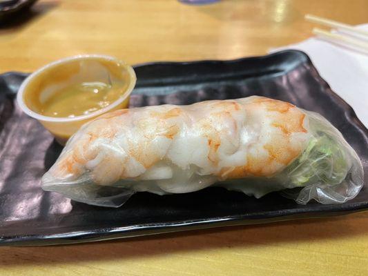 12/23/2023 Shrimp Fresh spring rolls  (It comes with 2 pieces  forgot to take a picture before)