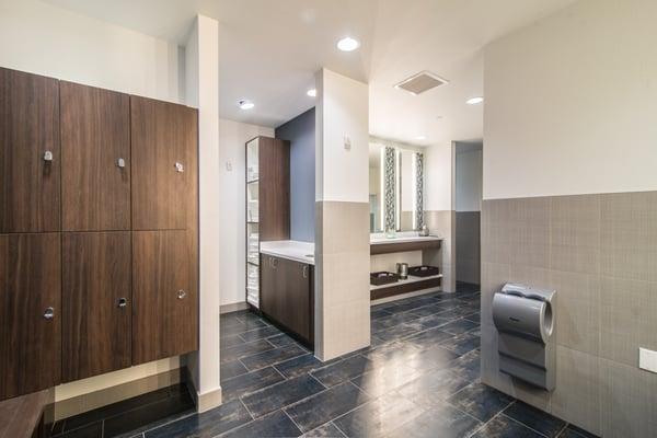 Our men's and women's locker rooms are fully supplied with showers, towel service and day time lockers.