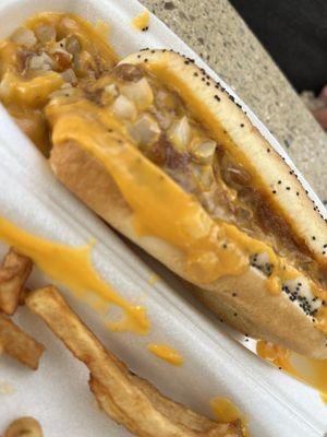 Chili cheese dog