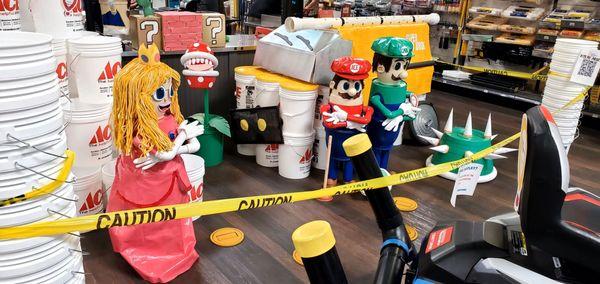 A super cute, Super Mario Bros. Display!!