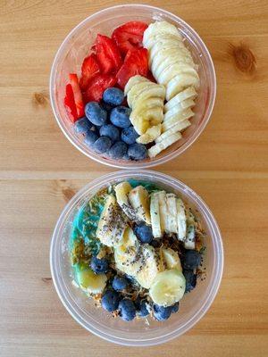 Acai berry bowl (top). Blue bowl (bottom).