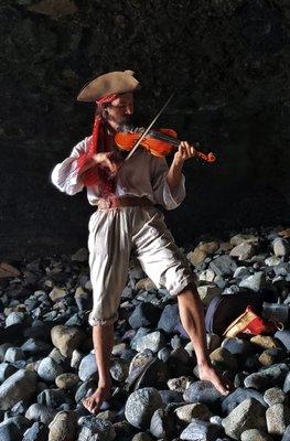 Tour guide Captain Will Radford during Pirate Sea Cave Adventure, Dana Point.