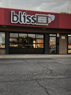 Bliss Frozen Yogurt