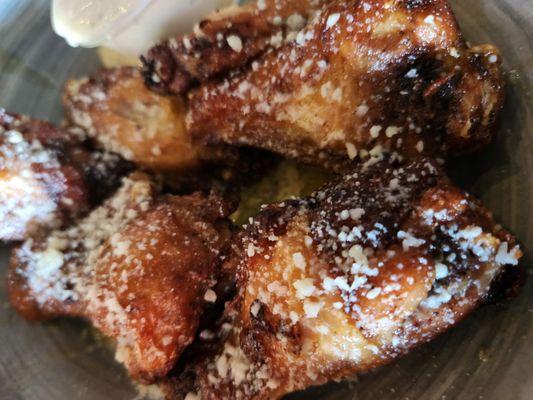 Garlic parm wings