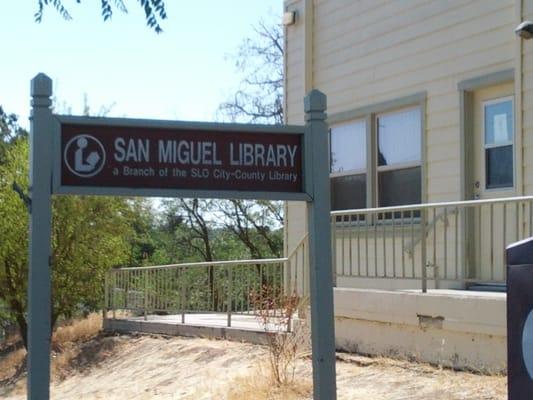 San Miguel Library