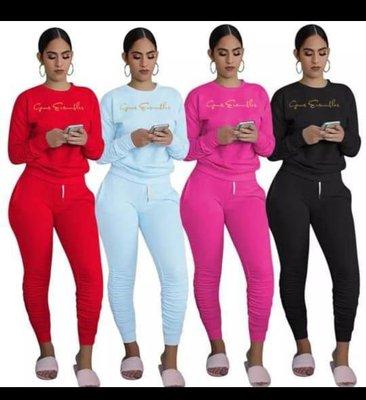 Women Gems Ensumbles 2pcs Sweatsuit 
$50US