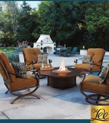 4 piece chat group with longe chairs