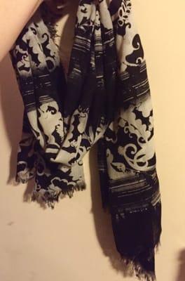 My $1 scarf find from Frenzi!