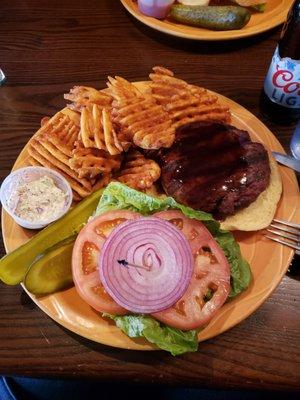 Teriyaki burger w/fries... yummo!!