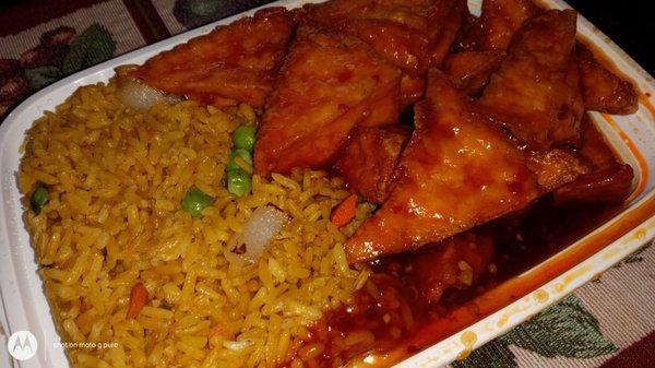 General Tso's Tofu with Fried Rice and Egg Roll Combo