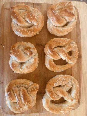 Baked medium pretzel results salted