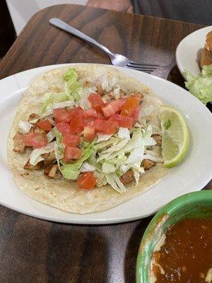 Chicken fajita taco