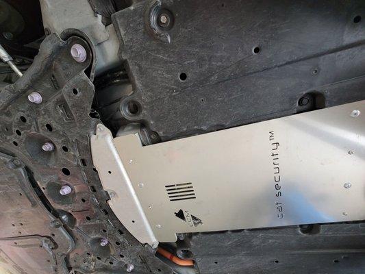 Prius anti-theft device. Help protect your catalytic converter from thieves