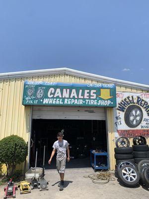 Canales storefront