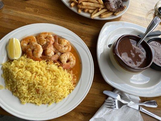 Shrimp Garlic Dinner with black beans.. really good!