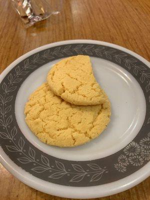 Almond cookie, taste fresh