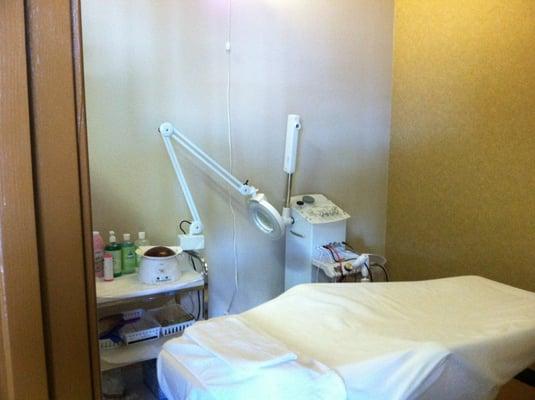 Facial room