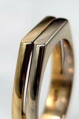 Two-toned gold double band