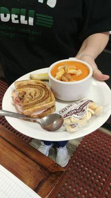 Fresh Homemade Soups, and sandwiches daily