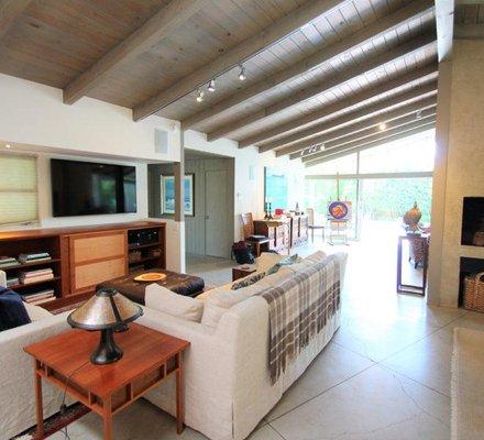 Nob Hill Mid Century/Contemporary Home with pool