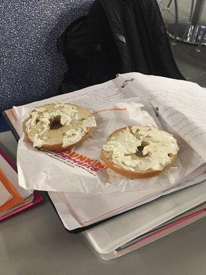 Wow Dunkin' thanks for the awesome cream cheese..