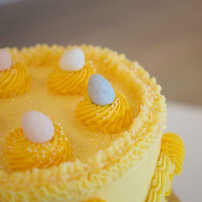 Springtime Yellow "Isabel" Cake, Shot 2