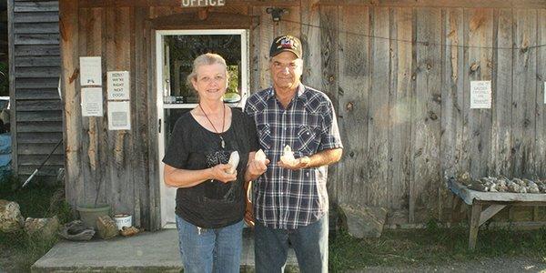 Cheryl & Orville Murphy welcome you to Dig your Own crystals! We show you how! You WILL find crystals to take home!