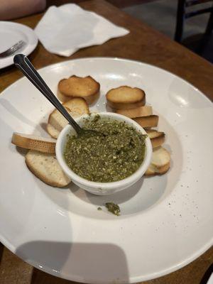 Pesto dip and bread