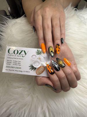 Halloween nails