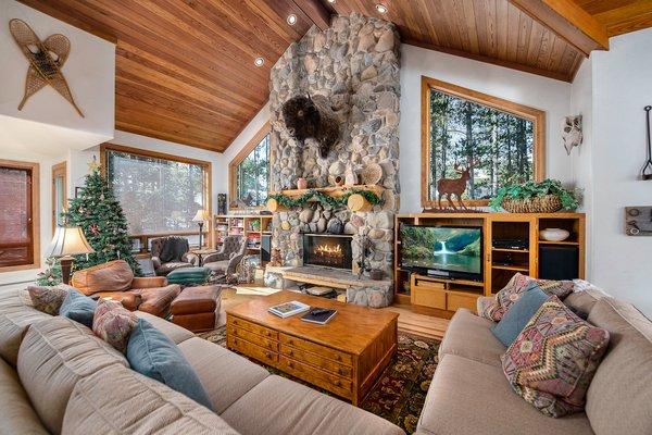 Boulder Ridge Lodge