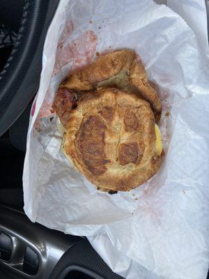 this is supposed to be a maple bacon croissant sandwich