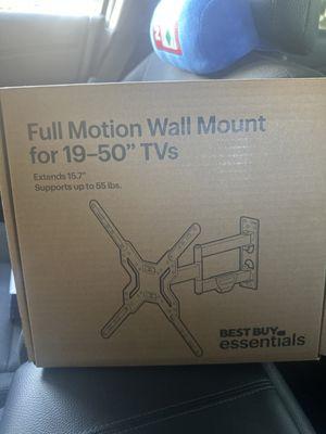 Full motion wall mount for 19-50" TVs