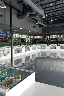 STIIIZY INDIO CANNABIS DISPENSARY