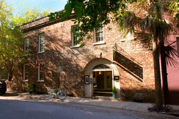 The sunny entrance at Robert Lange Studios in Charleston, SC @RLSART