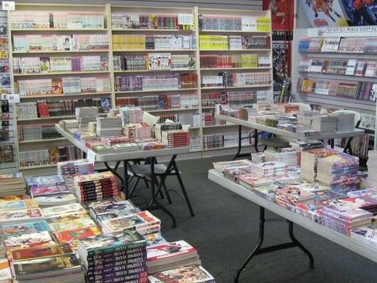 4 Bookshelves of the most popular manga - don't see what you're looking for? We have an additional huge collection of new and used manga!