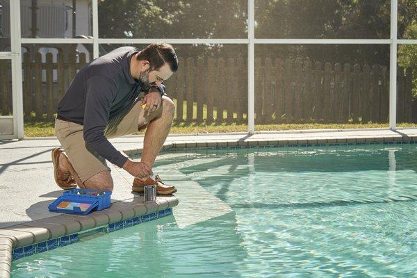 Tampa Bay Pool Cleaning and Maintenance by 813 Pool Service