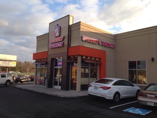 A legit Dunkin Donuts in Cleveland!