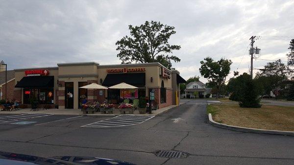 Storefront for Biggby Defiance