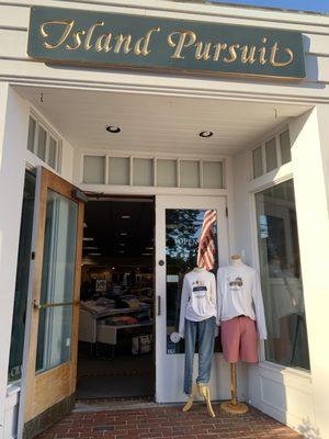 The Exterior of the Clothing Boutique for Men & Women @  Island Pursuit on Main St. in Cape Cod Chatham MA