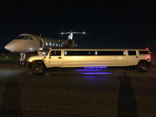 Pearl Hummer at Smith Reynolds Signature Aviation INT