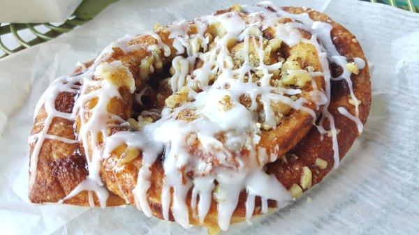 Cinnamon roll with nuts!