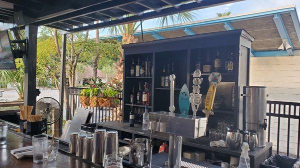 Outdoor bar