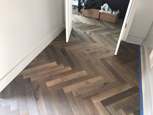 Herringbone